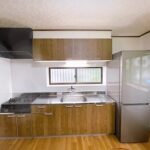 LINE_ALBUM_【中郷1580万円】①冷蔵庫② ダイニングテーブルと椅子③ 食器棚④ ガステーブ_250713_20