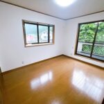 LINE_ALBUM_【中郷1580万円】①冷蔵庫② ダイニングテーブルと椅子③ 食器棚④ ガステーブ_250713_5